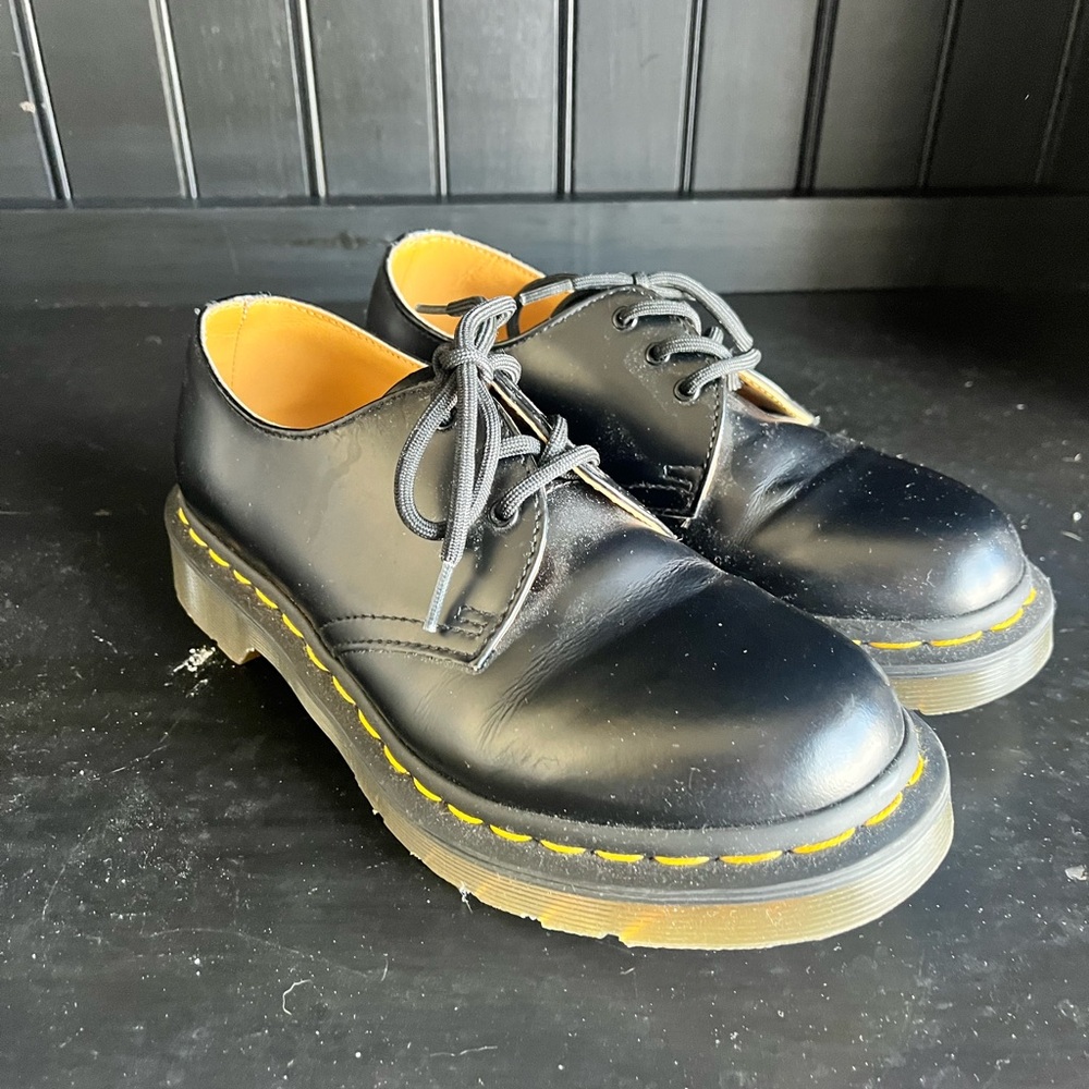 Black Dr. Martins Women’s